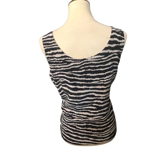Multiple animal print reversible tank top - Picture 4 of 11